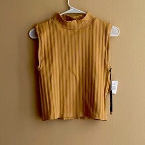 NEW Poof New York sleeveless crop top